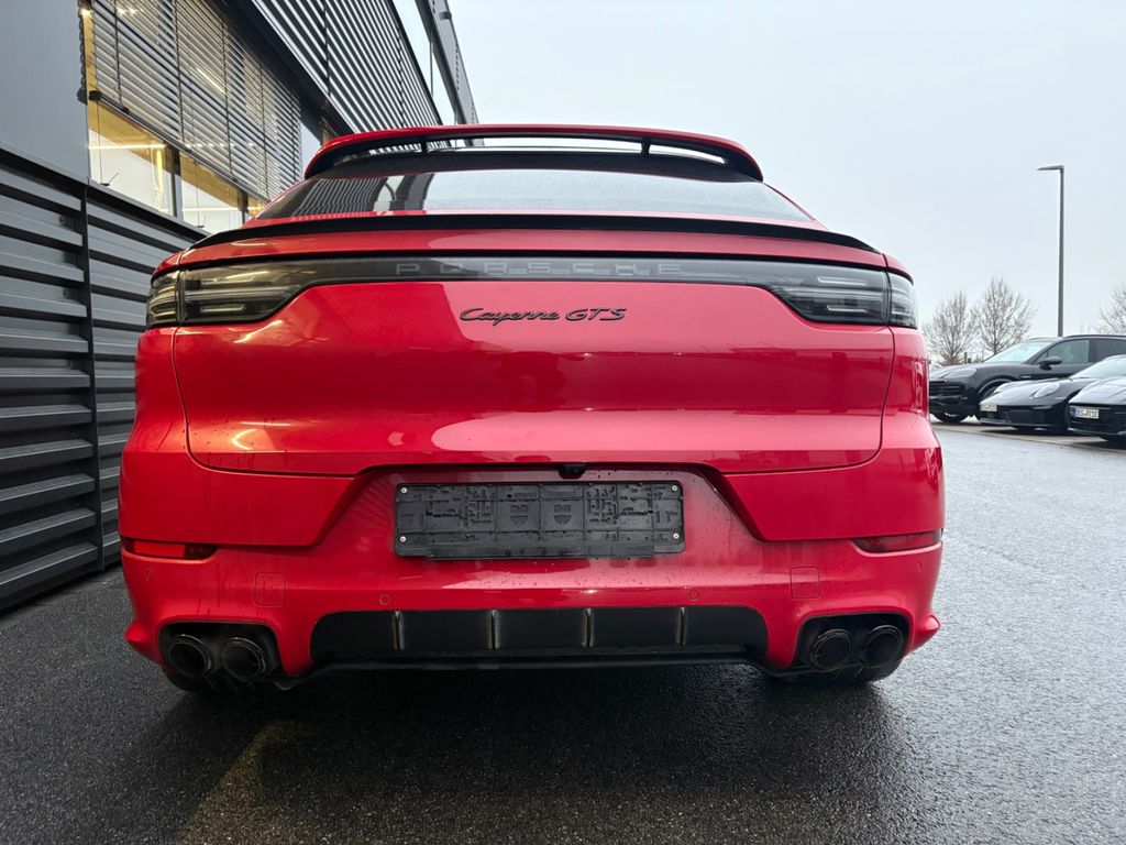 Porsche Cayenne 2022