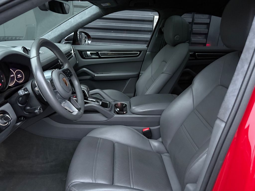 Porsche Cayenne 2022