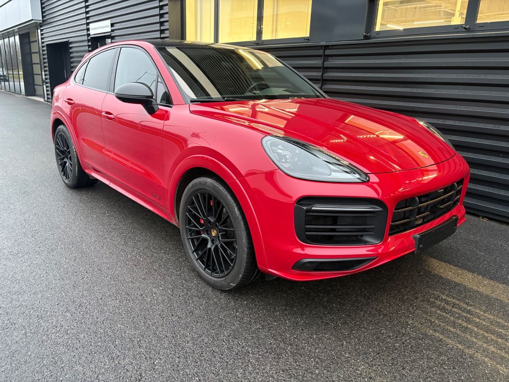Porsche Cayenne 2022