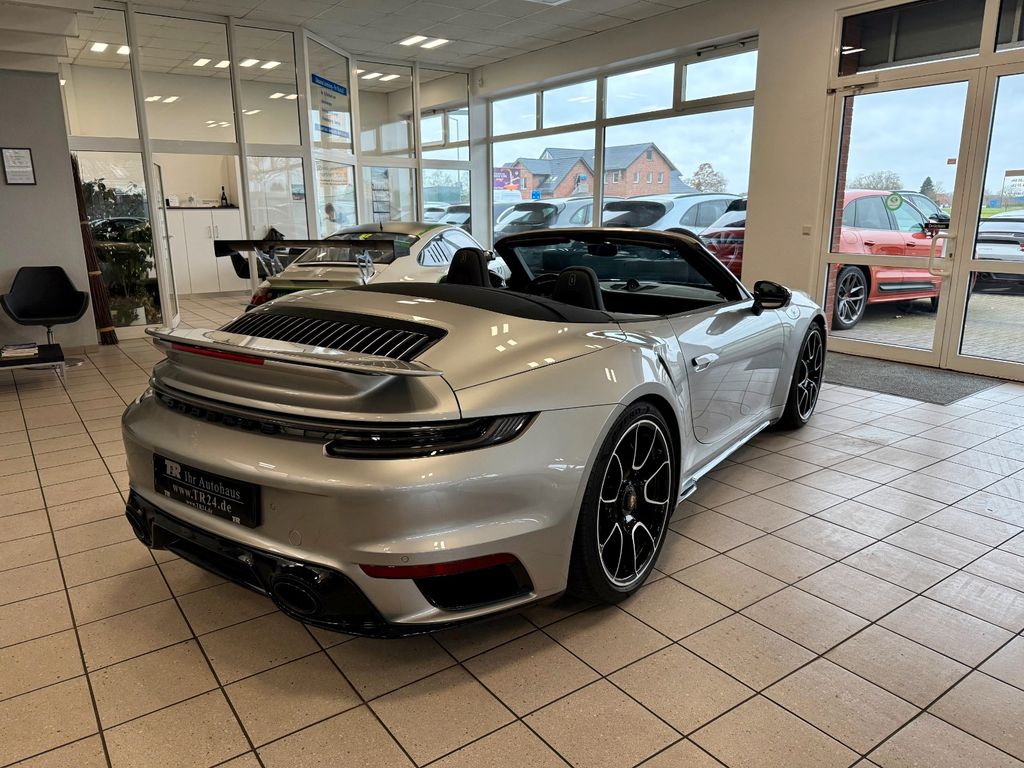 Porsche 992 2023