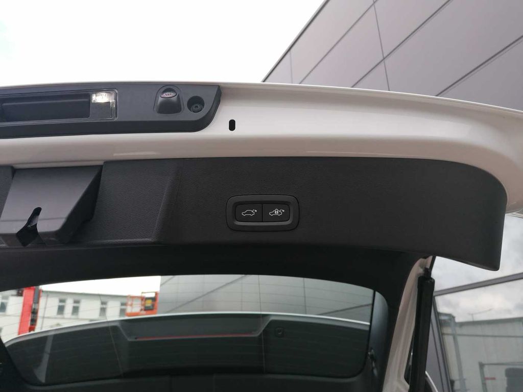 Volvo XC40 2024