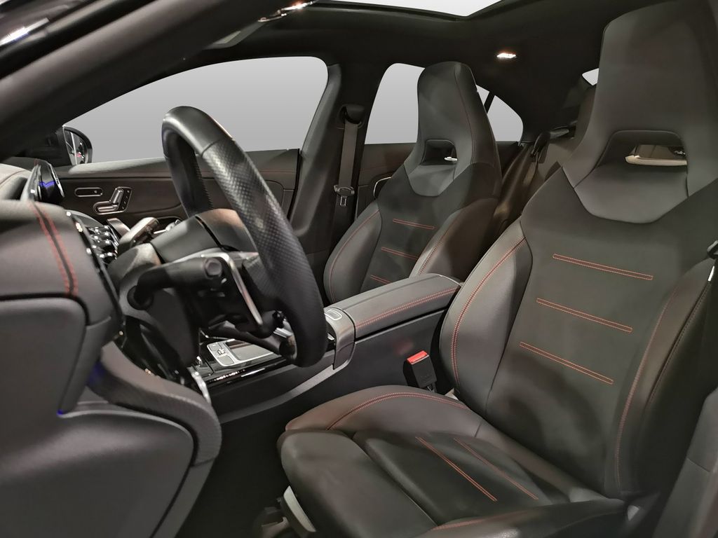 Mercedes-Benz CLA 35 AMG 2024