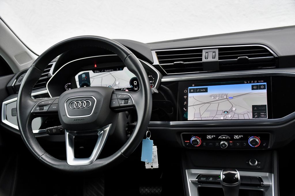 Audi Q3 2021