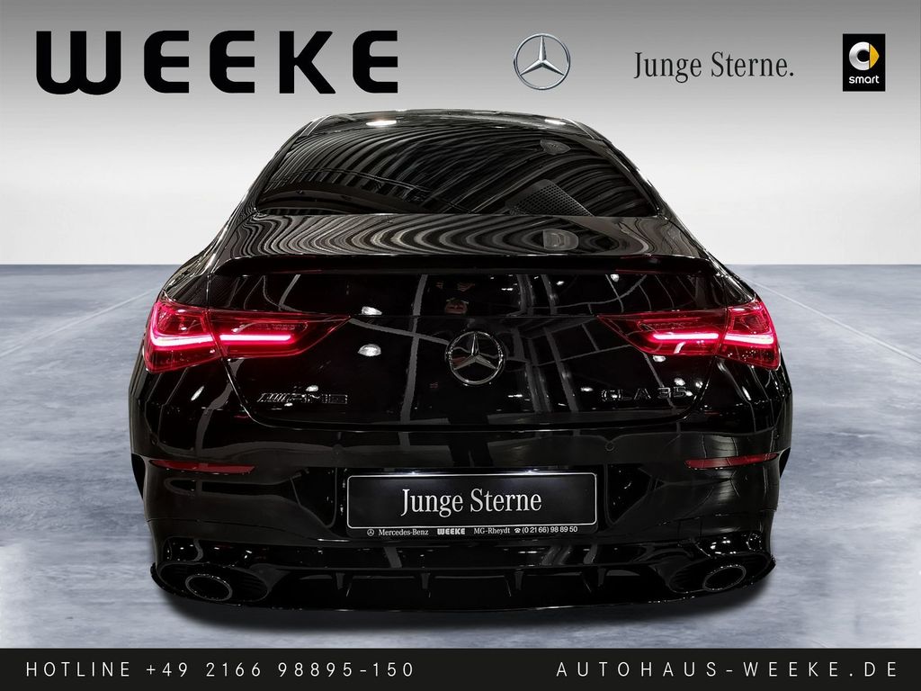 Mercedes-Benz CLA 35 AMG 2024