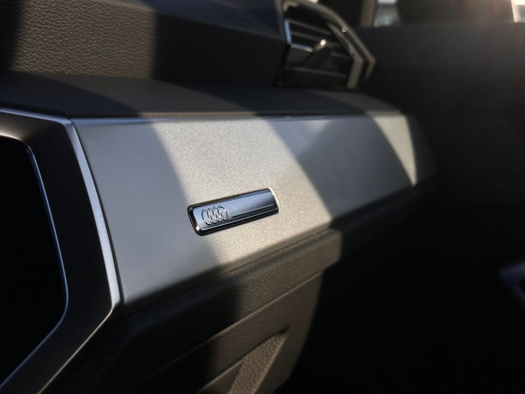 Audi Q3 2021