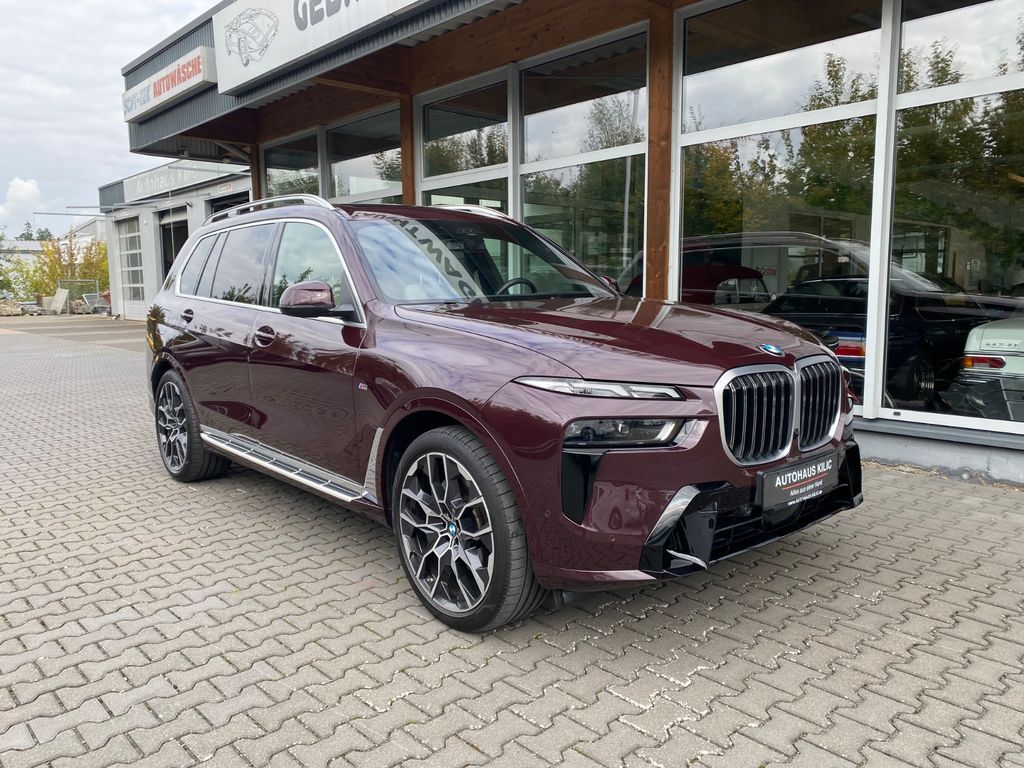 BMW X7 2023
