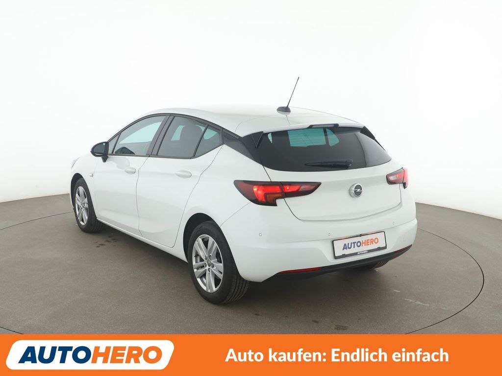 Opel Astra 2021