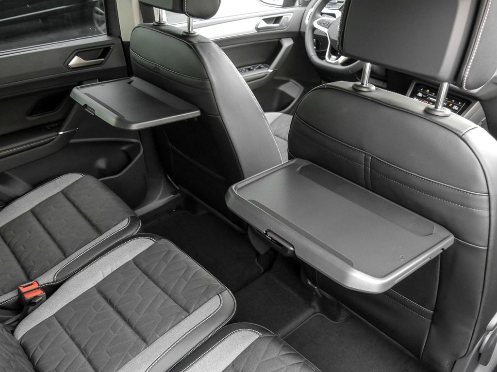 Volkswagen Touran 2025