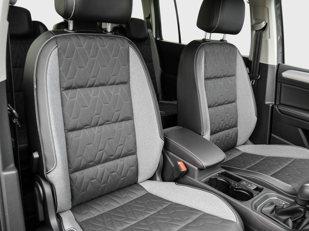 Volkswagen Touran 2025