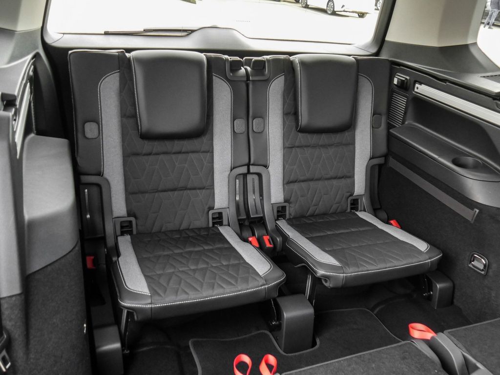 Volkswagen Touran 2025