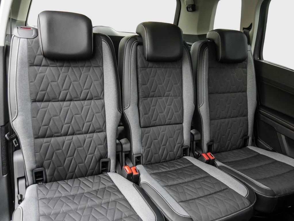 Volkswagen Touran 2025