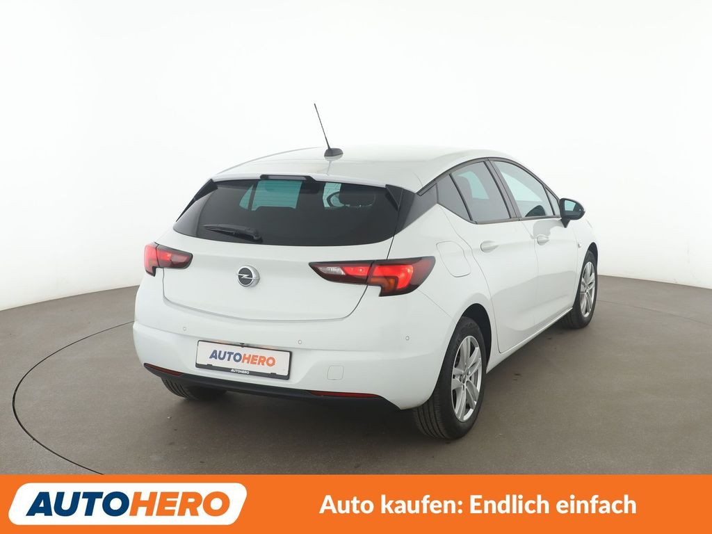 Opel Astra 2021