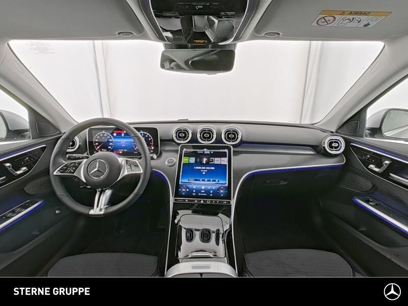 Mercedes-Benz C 200 2025