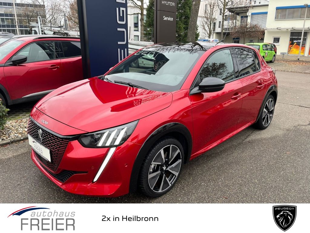 Peugeot 208 2021