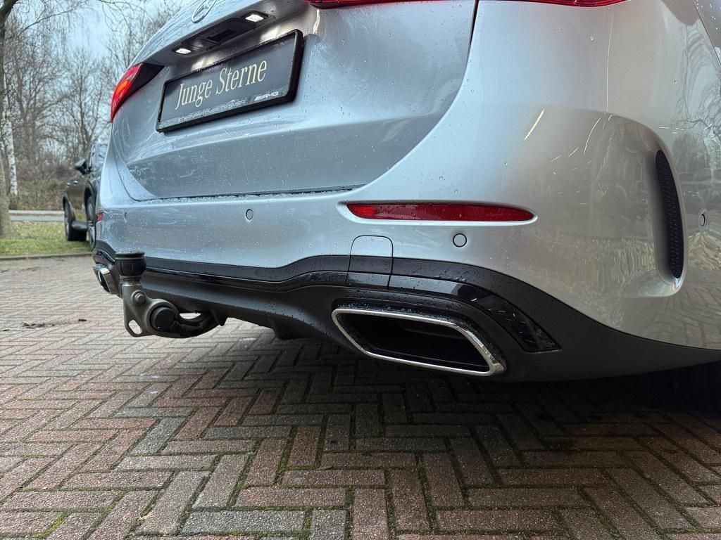 Mercedes-Benz C 220 2025