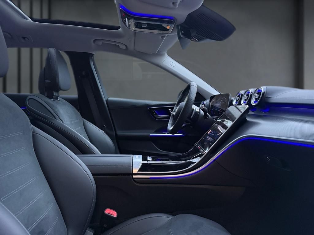 Mercedes-Benz C 220 2025