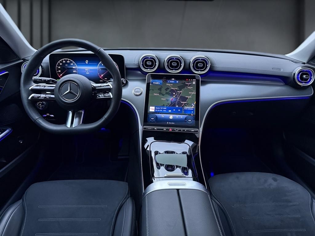 Mercedes-Benz C 220 2025