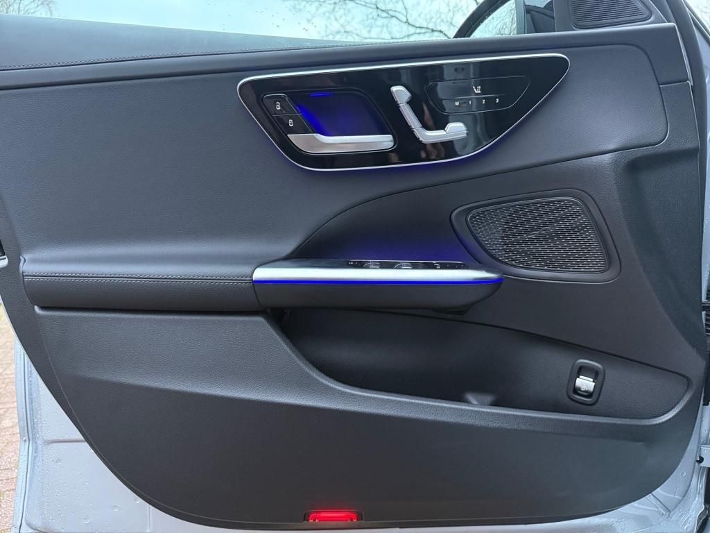 Mercedes-Benz C 220 2025