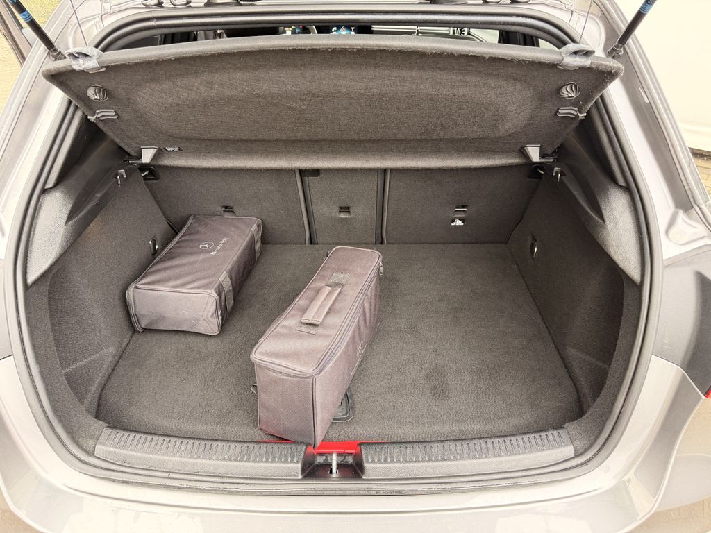 Mercedes-Benz A 250 2022