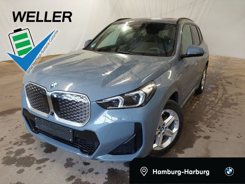 BMW iX1 2024