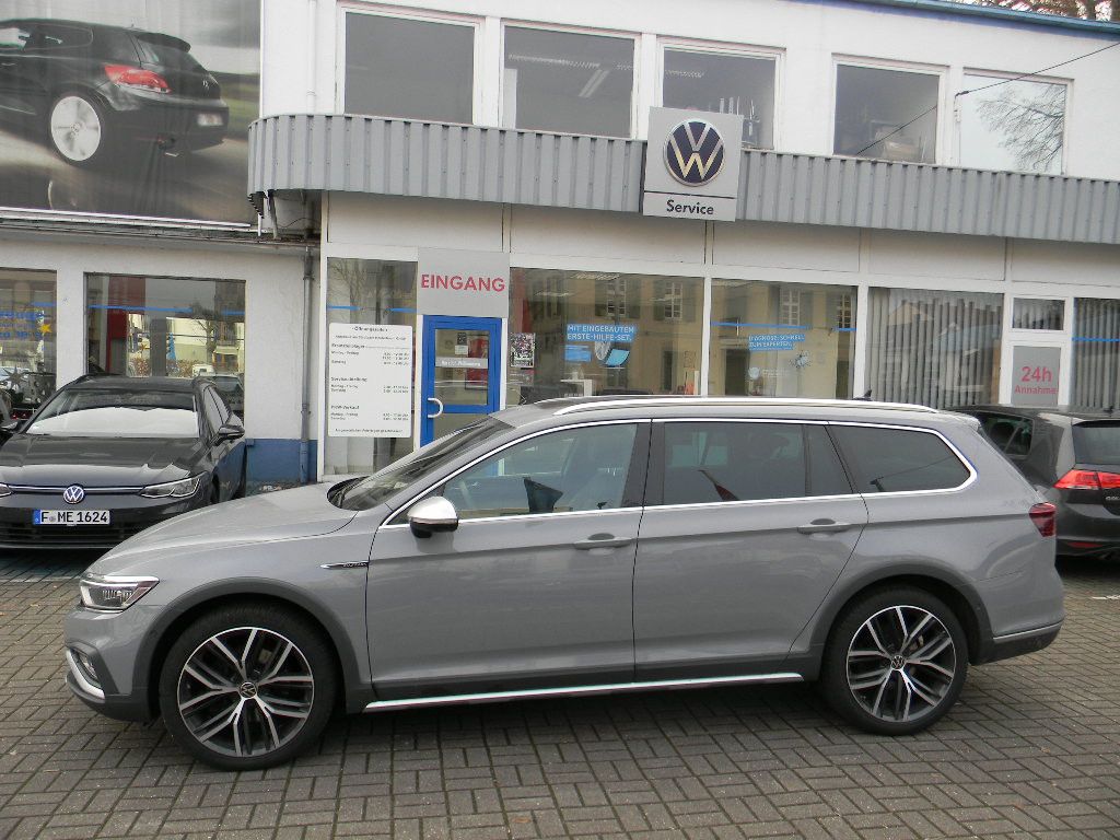 Volkswagen Passat Alltrack 2023