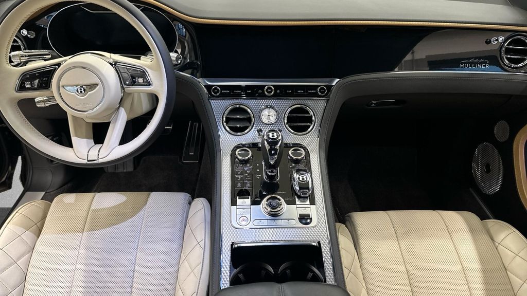 Bentley Continental GTC 2021