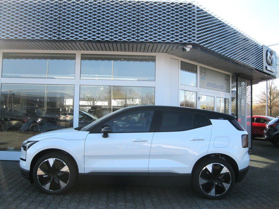 Volvo EX30 2025