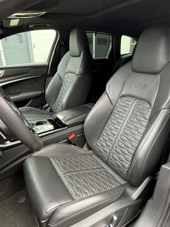 Audi RS6 2021