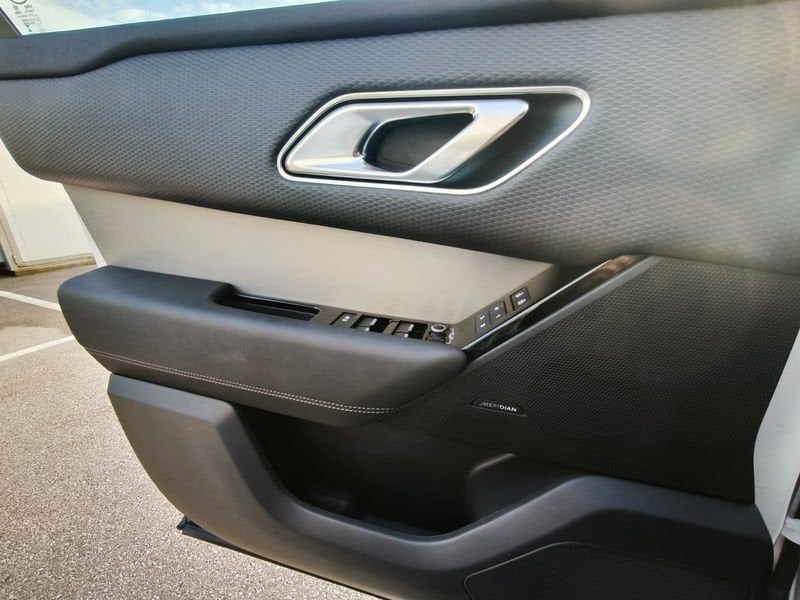 Land Rover Range Rover Velar 2023