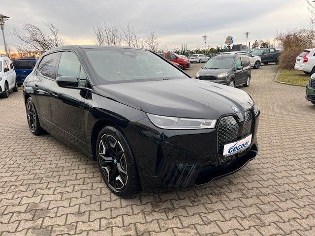 BMW iX 2022