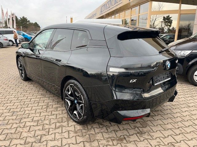 BMW iX 2022