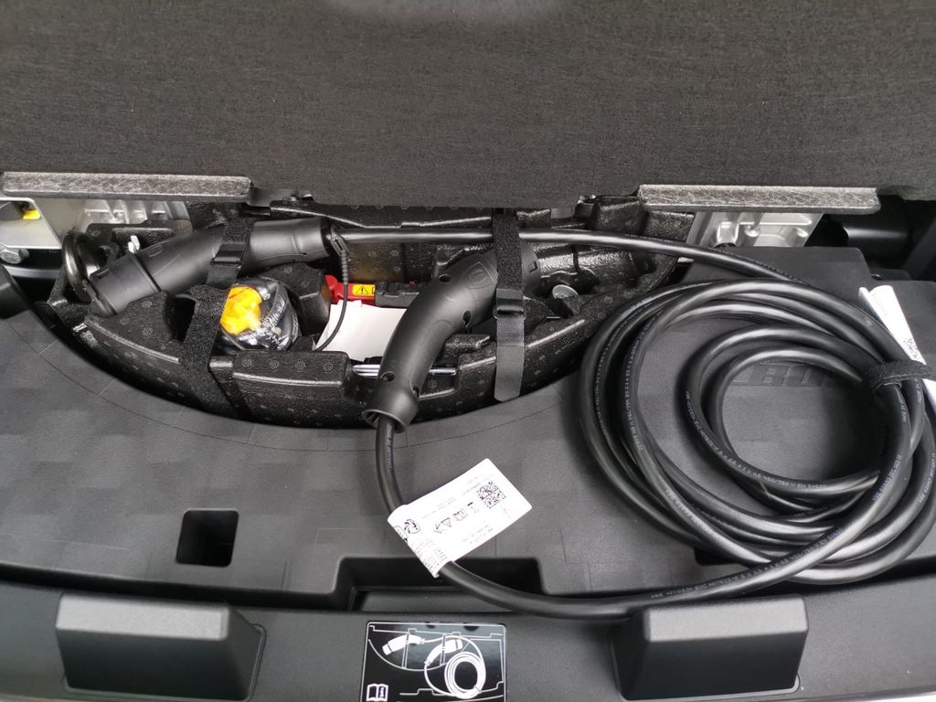 Porsche Cayenne 2025