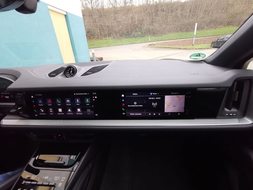 Porsche Cayenne 2025