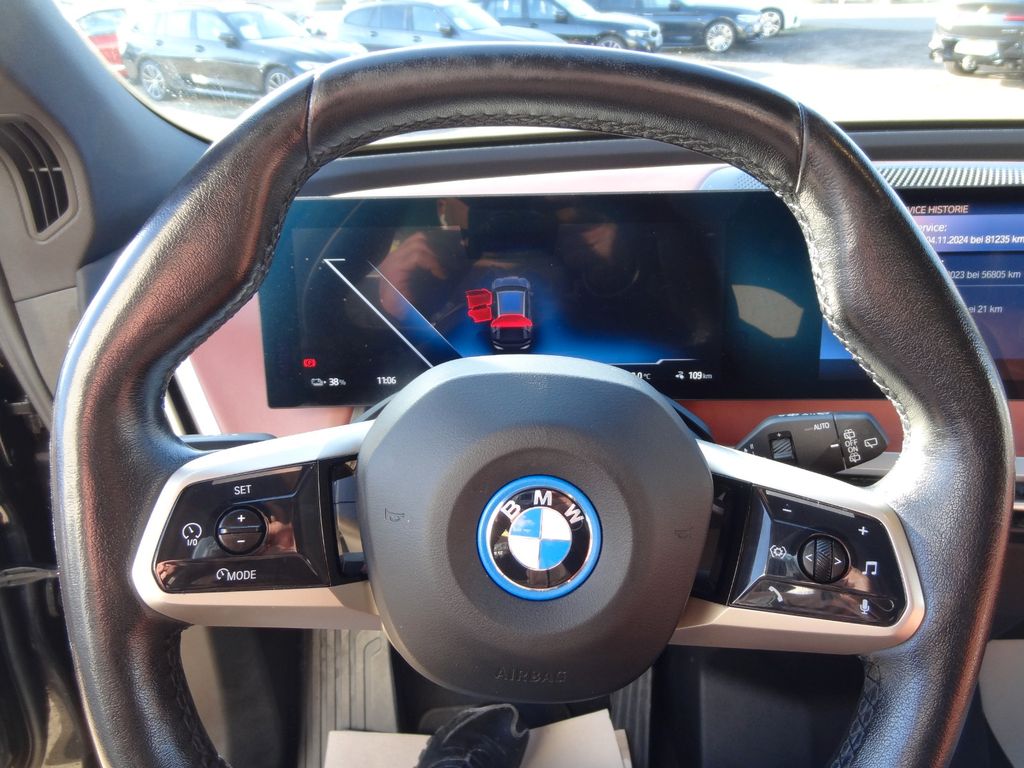 BMW iX 2021