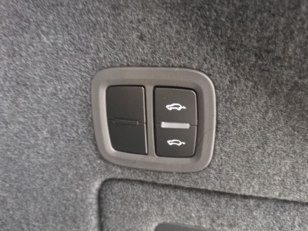 Porsche Cayenne 2025