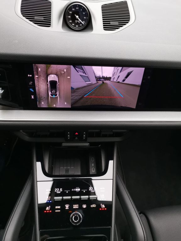 Porsche Cayenne 2025