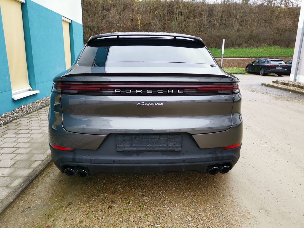 Porsche Cayenne 2025