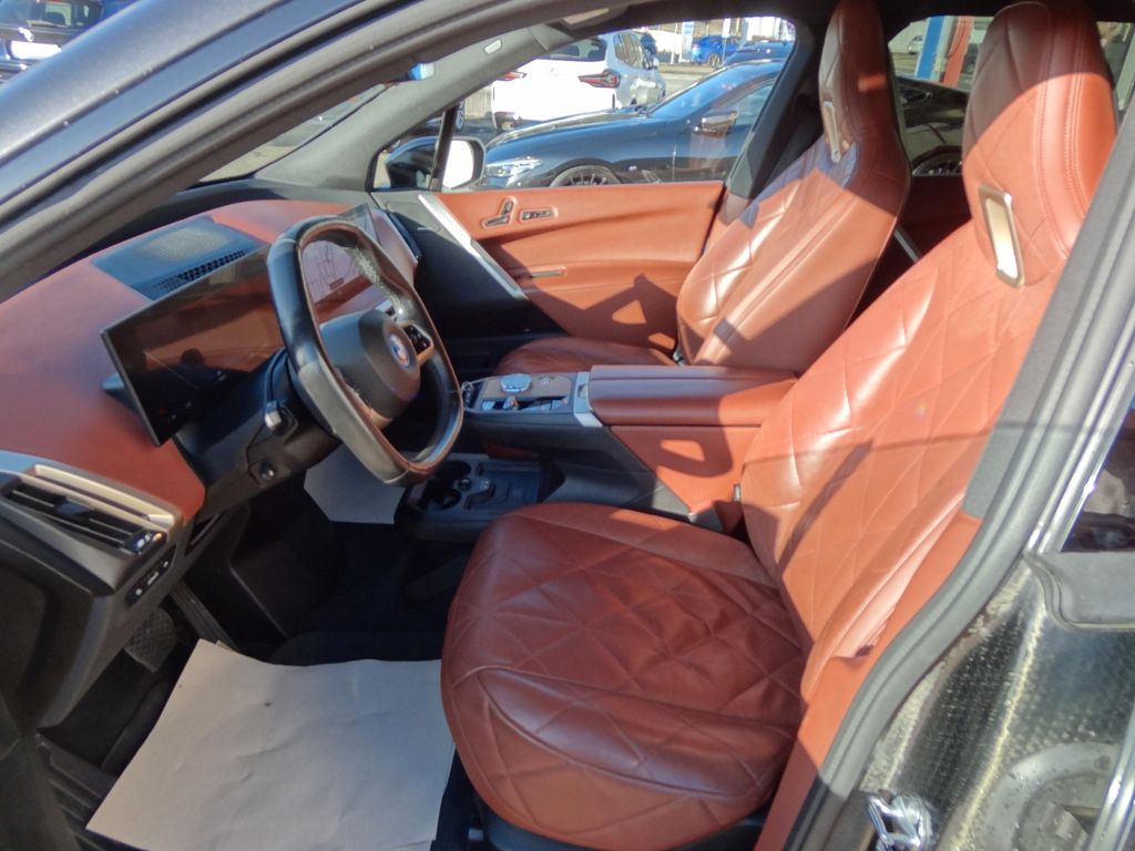 BMW iX 2021
