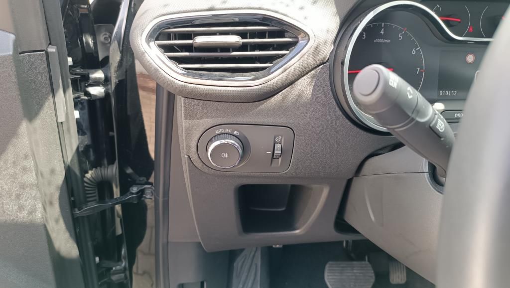 Opel Crossland (X) 2023