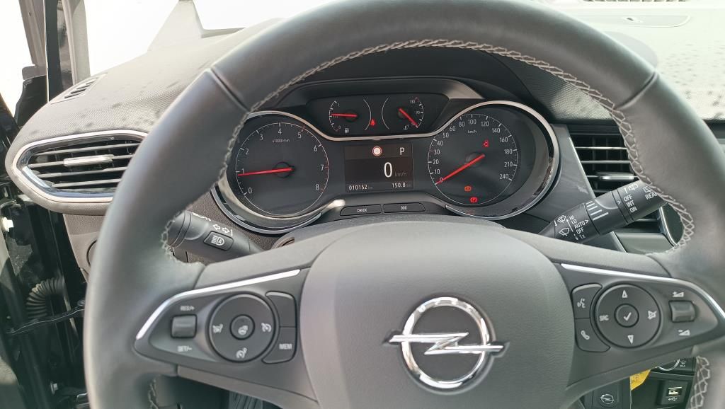 Opel Crossland (X) 2023