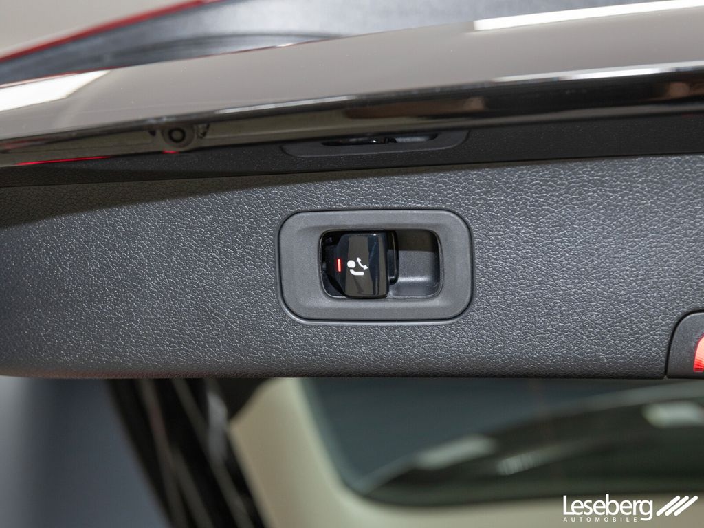 Mercedes-Benz E 200 2025