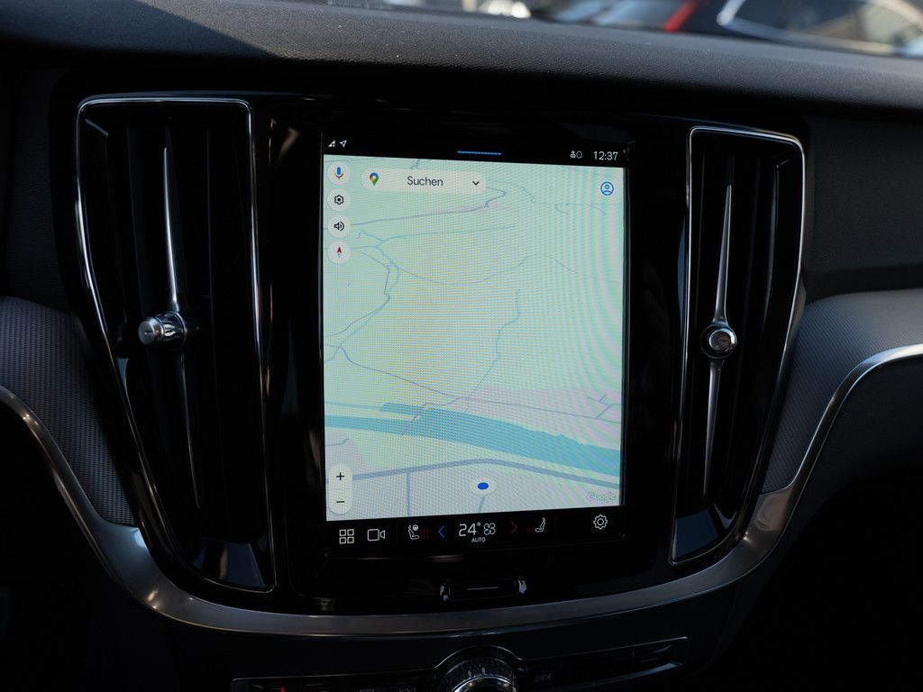 Volvo V60 Cross Country 2023