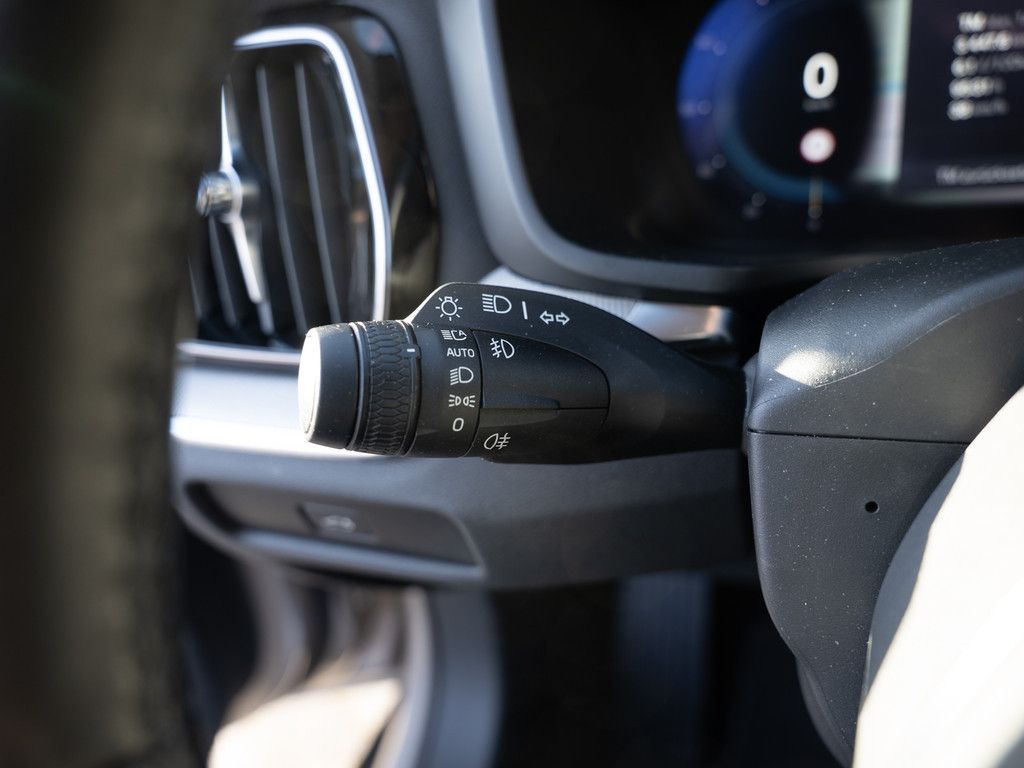 Volvo V60 Cross Country 2023