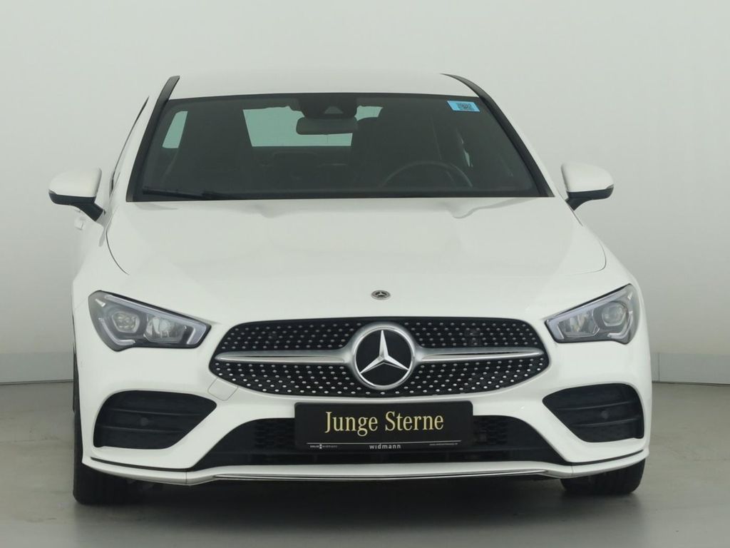 Mercedes-Benz CLA 200 2021
