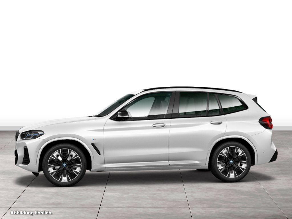 BMW iX3 2023