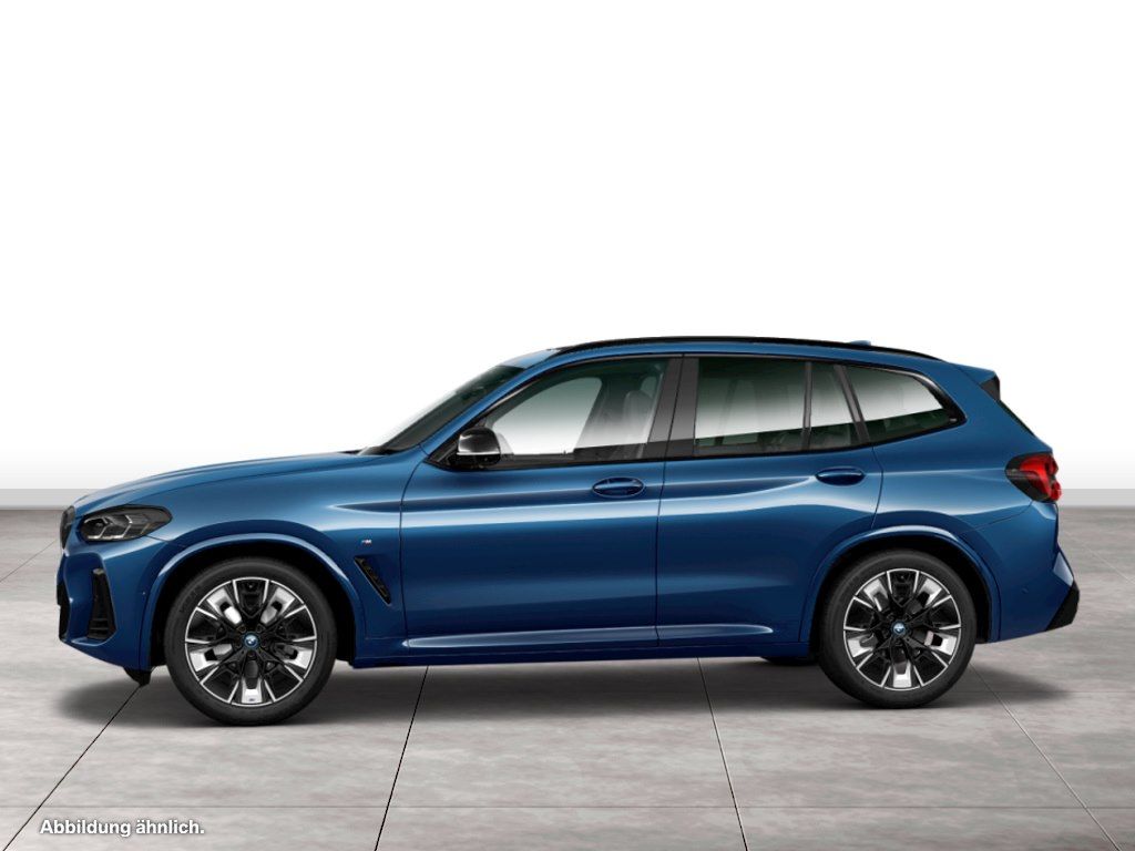 BMW iX3 2023