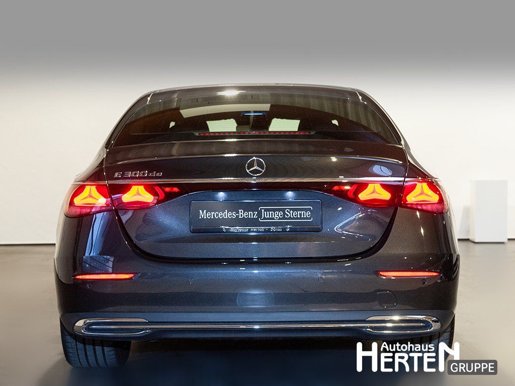 Mercedes-Benz E 300 2024