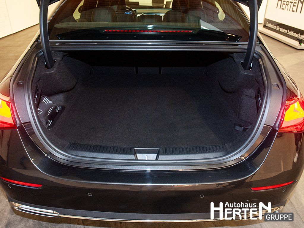 Mercedes-Benz E 300 2024