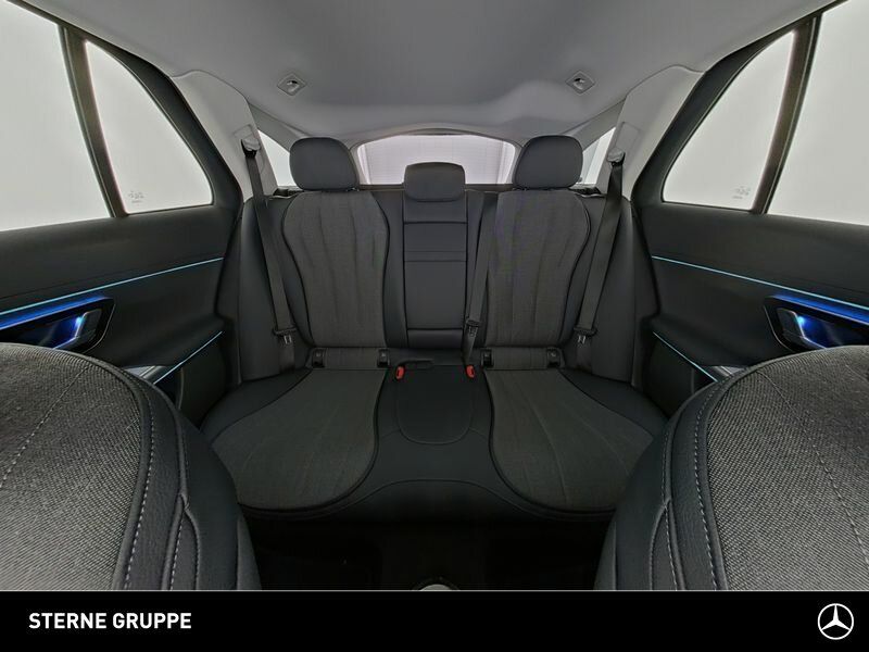 Mercedes-Benz E 300 2025