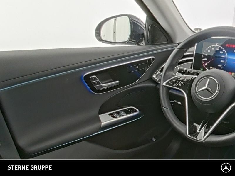 Mercedes-Benz E 300 2025